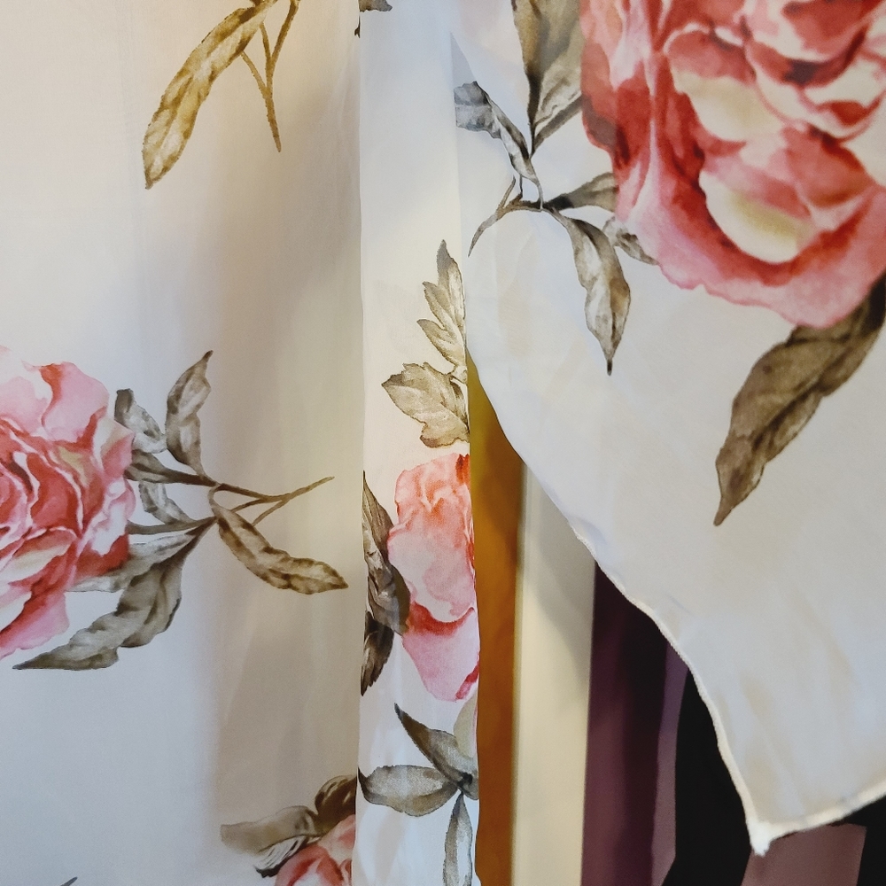 New fashion nova floral kimono - Picture 6 of 12